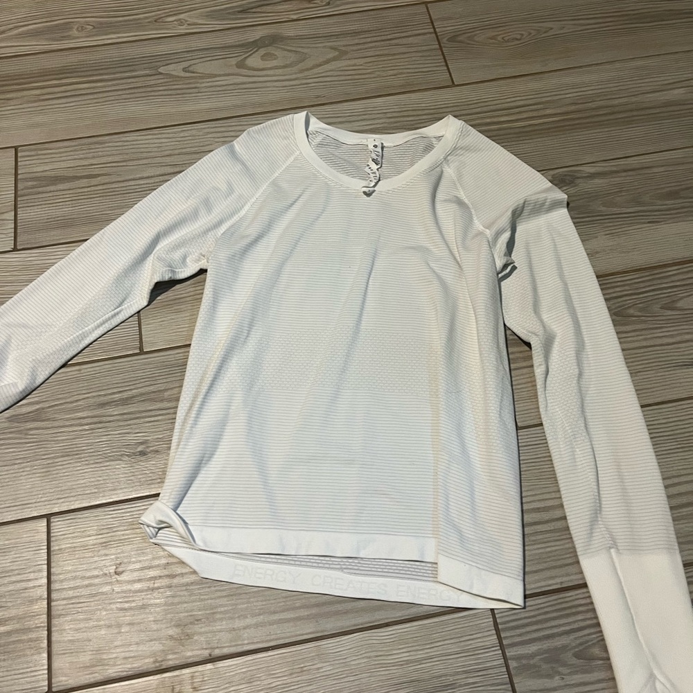 Lululemon Swiftly Tech Long Sleeve